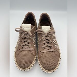 Skechers Air Cooled Women’s Wilshire Blvd Bellevue Memory Foam Sneakers Size 5.5